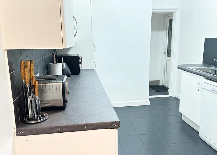 8-Sleeper 3Br 4Bed 2Bath Wi-Fi Garden Tv Beach