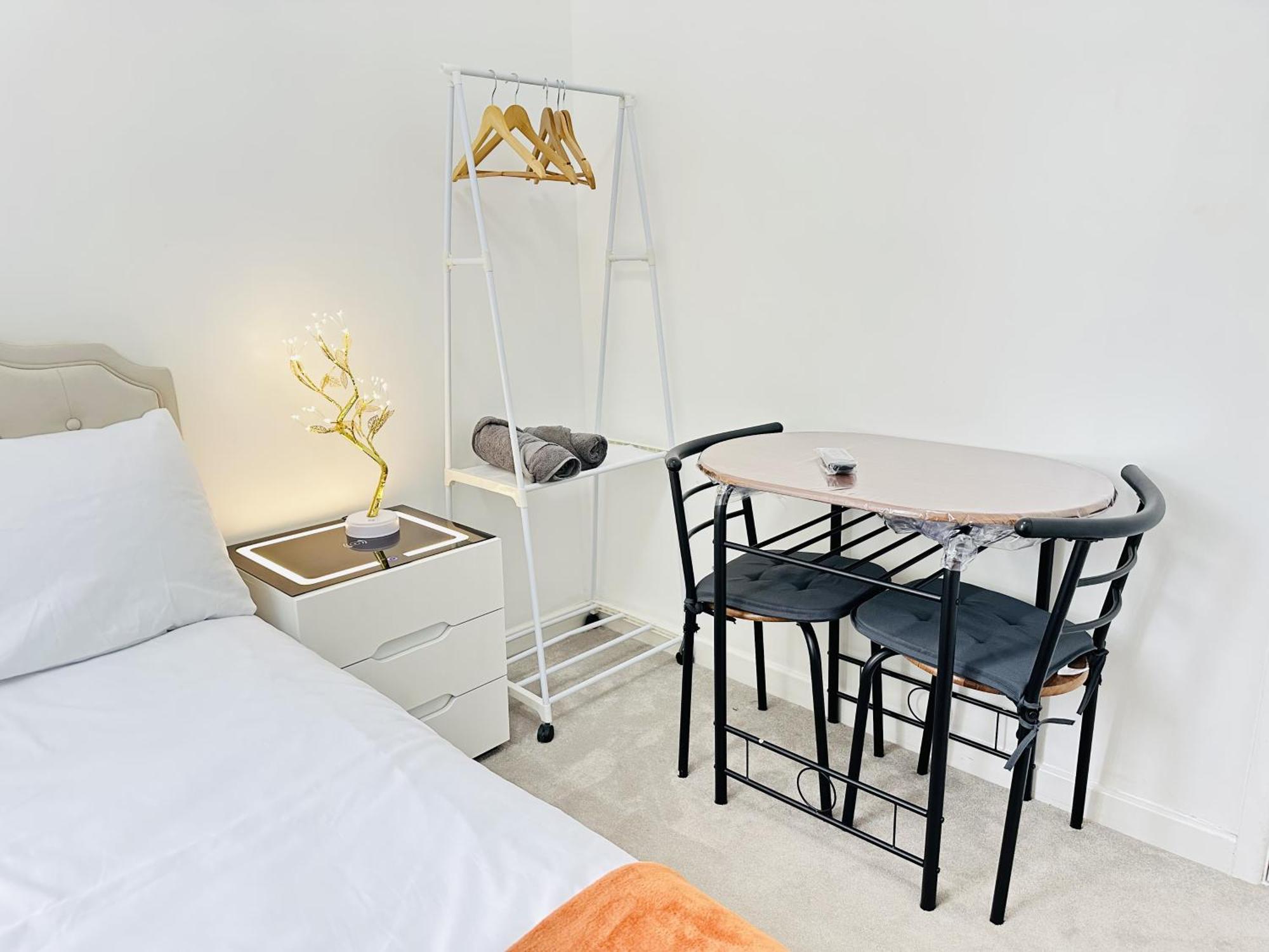 Appartement 8-sleeper 4br 4bed 2bath Wi-fi Garden Tv *